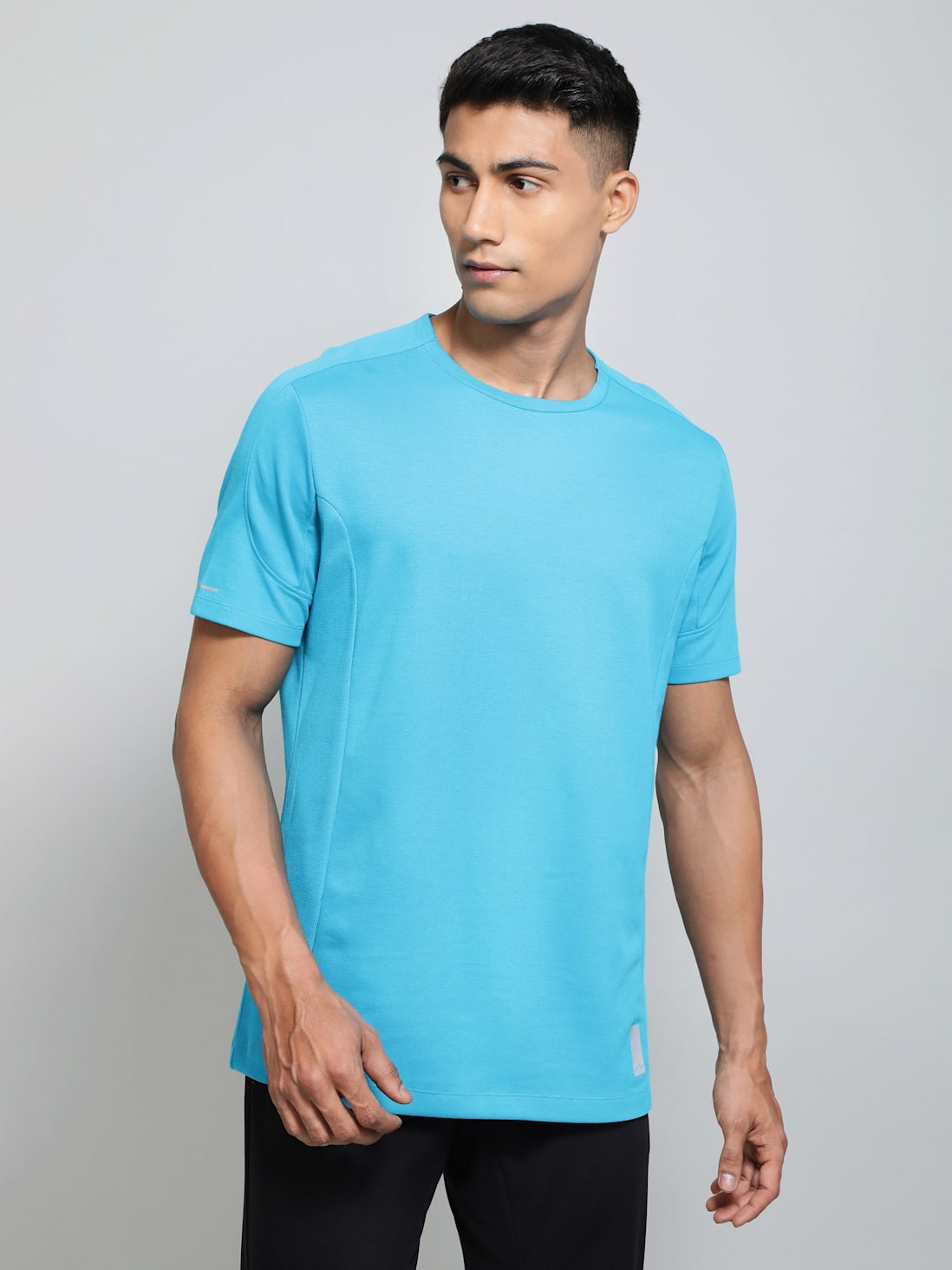 Jockey Men's Dry Fit Round Neck Half Sleeve T-Shirt- MV01
