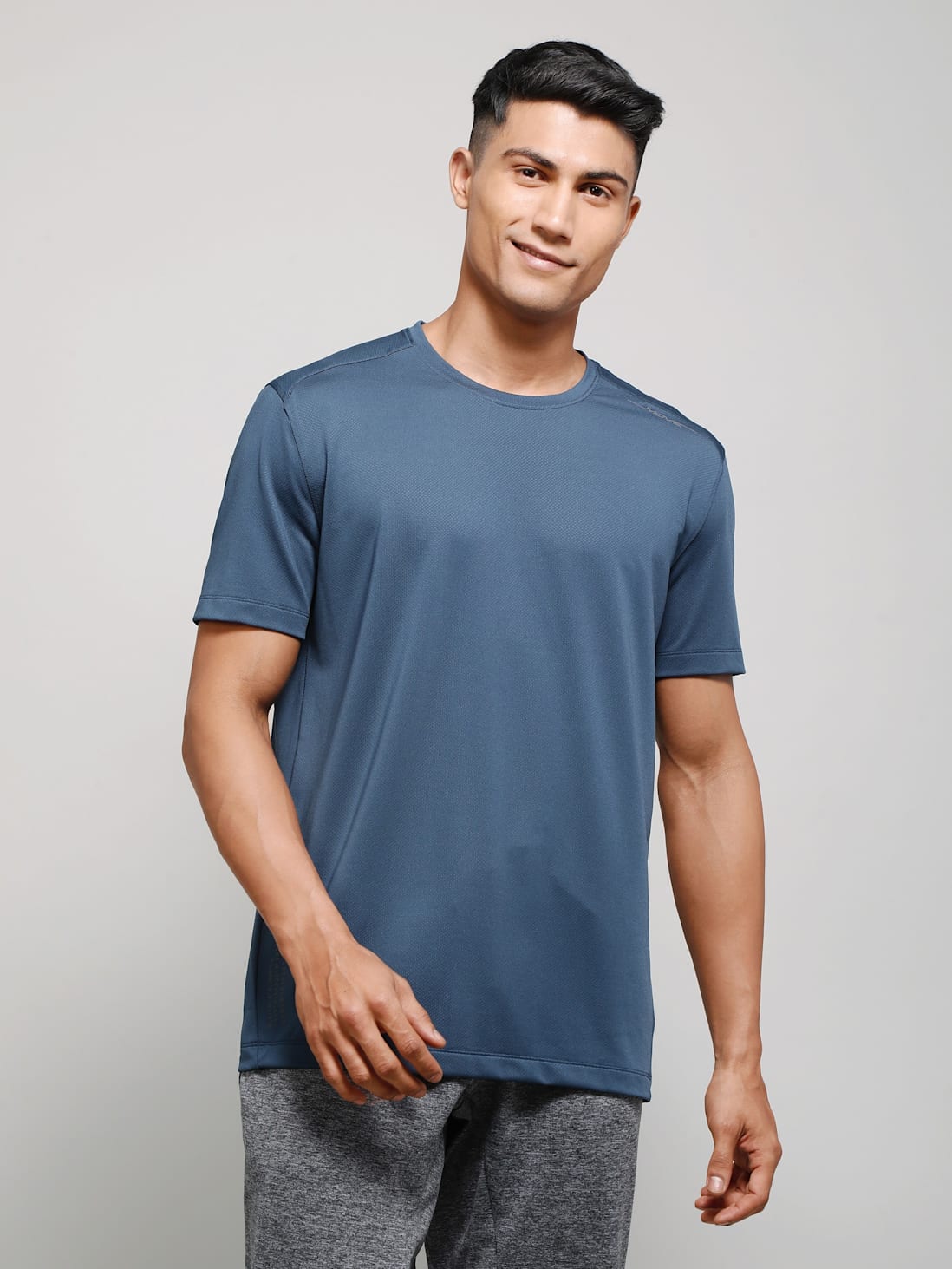 Jockey Men's Dry Fit Round Neck Half Sleeve T-Shirt- MV37
