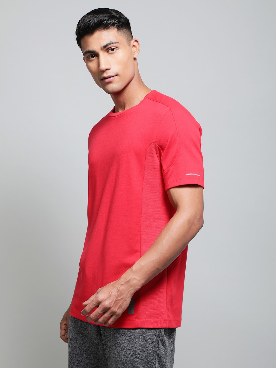 Jockey Men's Dry Fit Round Neck Half Sleeve T-Shirt- MV01
