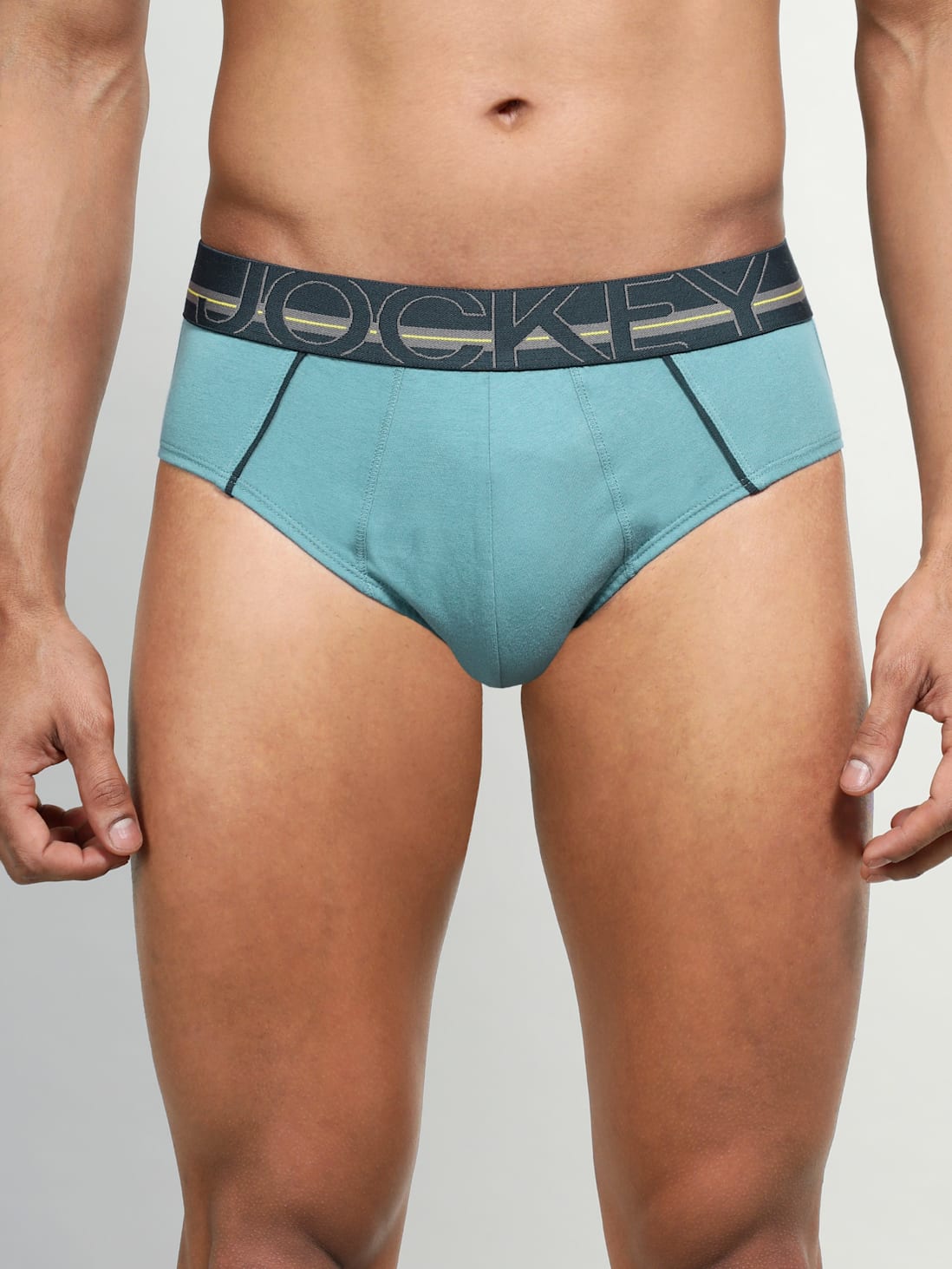 Jockey Men's Solid Brief with Ultrasoft Waistband- US14