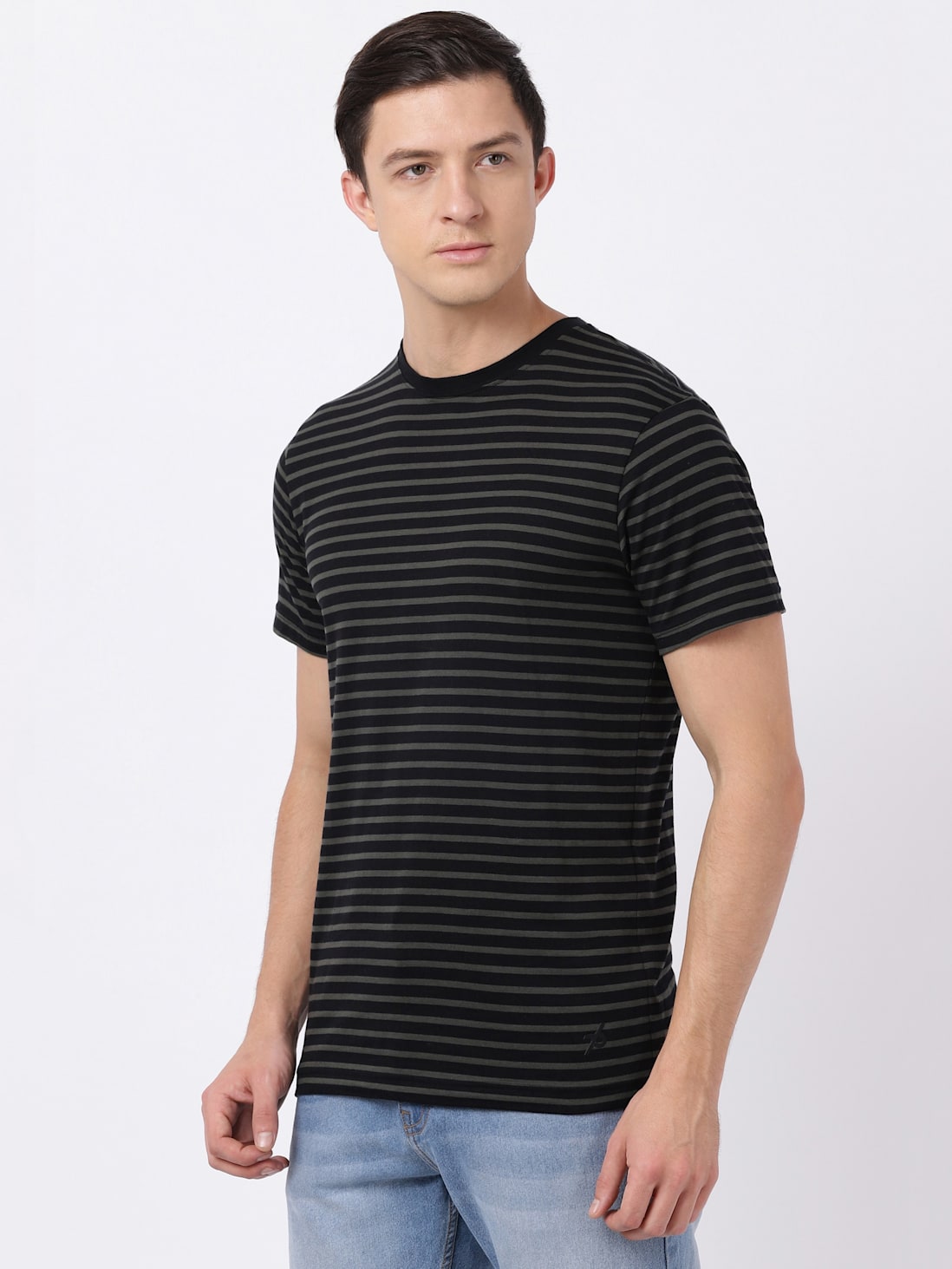 Jockey Men's Striped Round Neck Half Sleeve T-Shirt- 2715