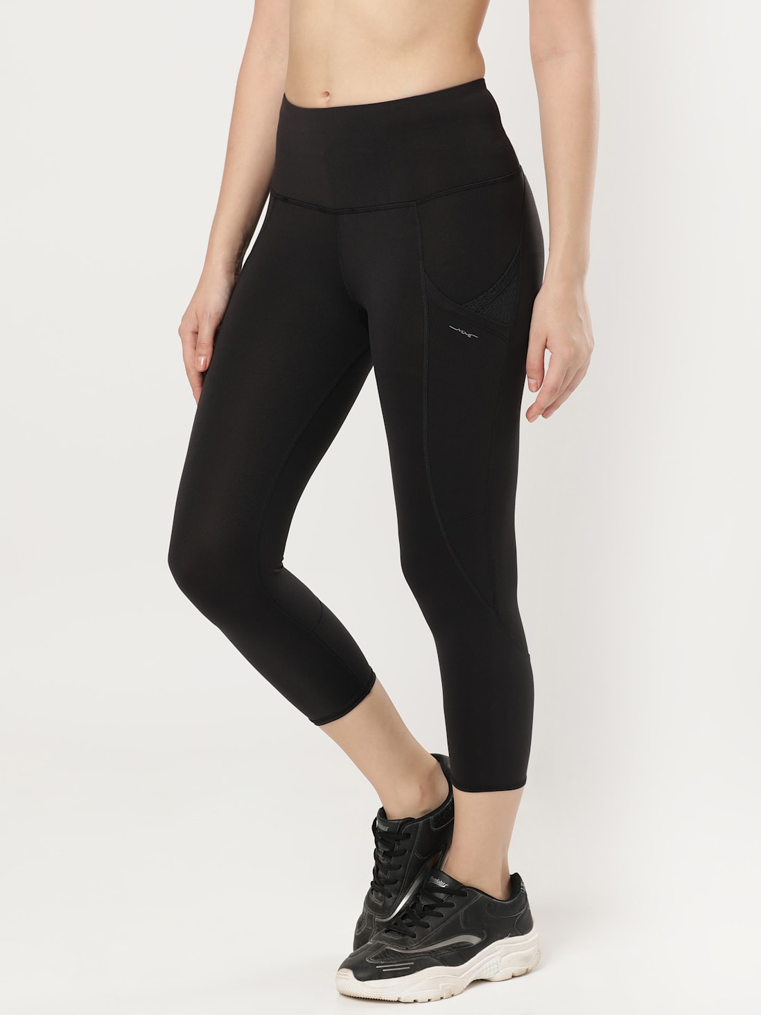 Jockey Women's Dry Fit Capri with Side Pockets- MW13