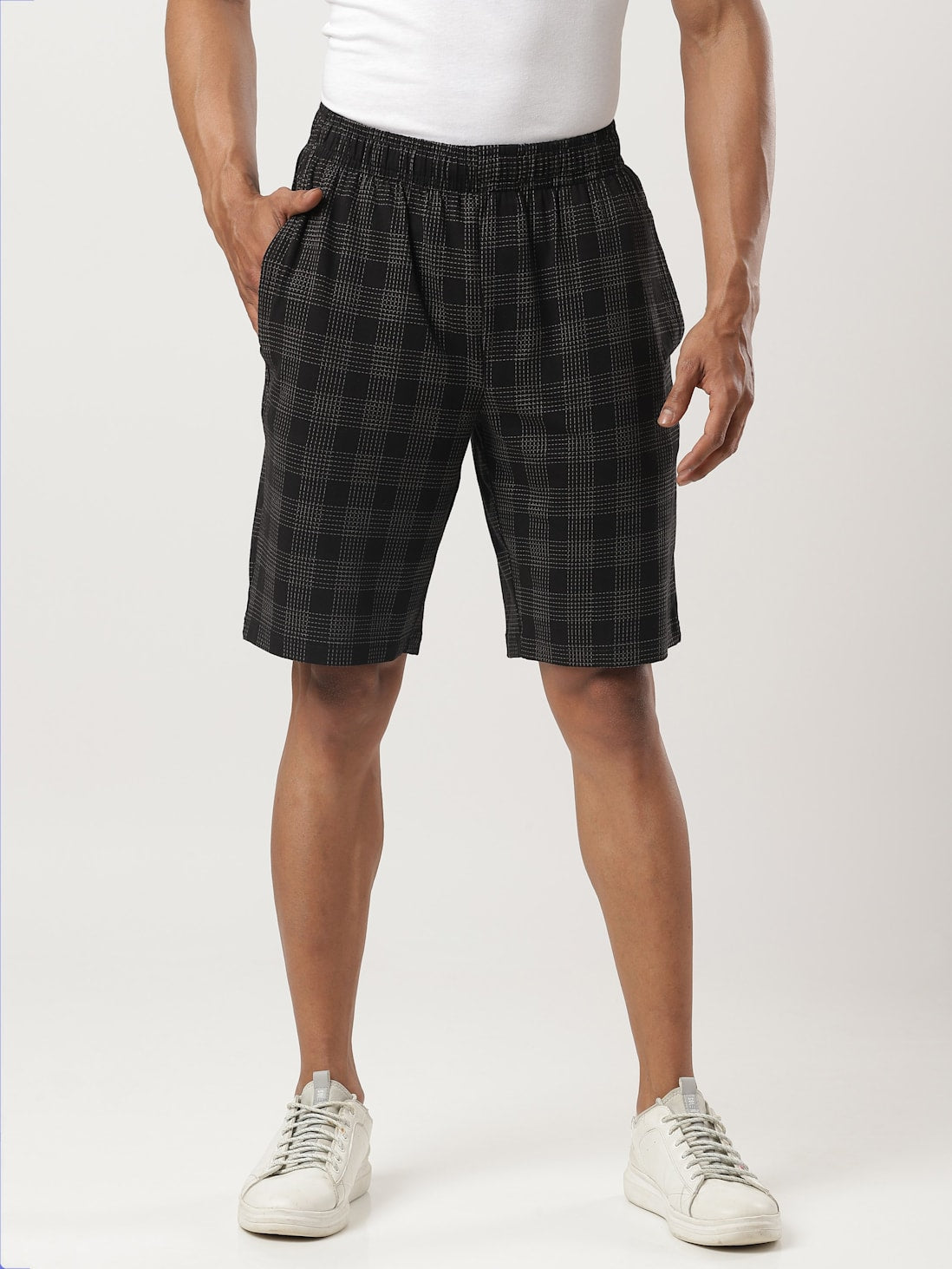 Jockey Men's Checkered Shorts with Side Pockets- RM01